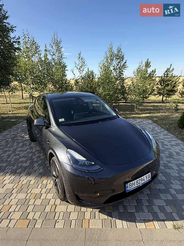Внедорожник / Кроссовер Tesla Model Y 2024 в Одессе