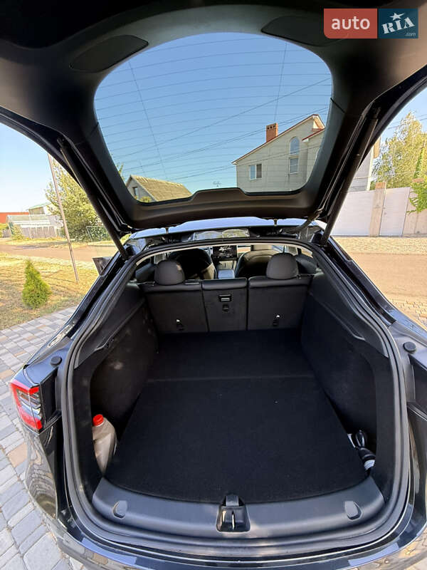 Внедорожник / Кроссовер Tesla Model Y 2024 в Одессе