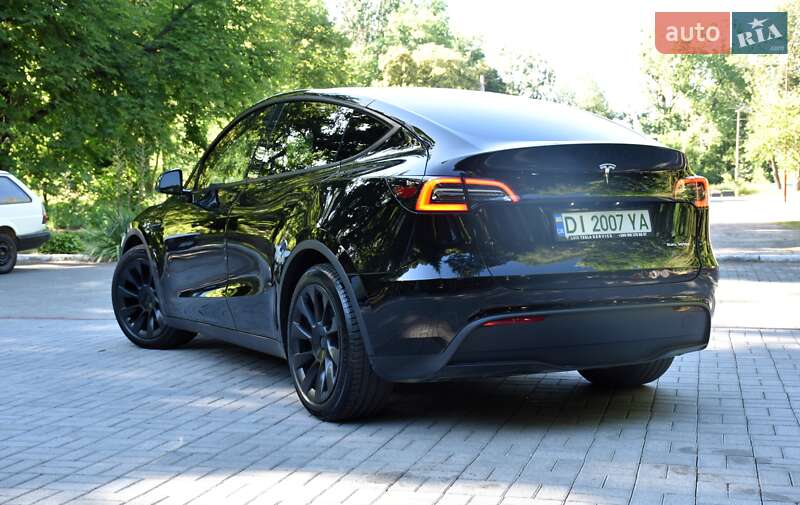 Внедорожник / Кроссовер Tesla Model Y 2021 в Дрогобыче