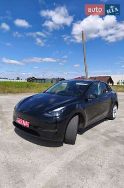 Внедорожник / Кроссовер Tesla Model Y 2023 в Коростене