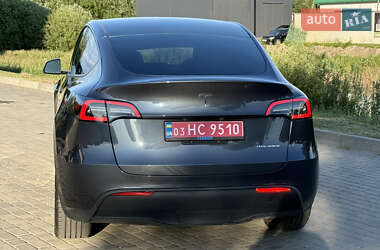 Позашляховик / Кросовер Tesla Model Y 2022 в 