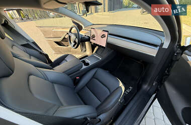 Позашляховик / Кросовер Tesla Model Y 2022 в 