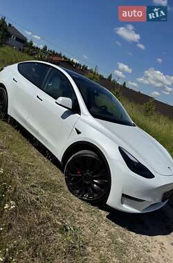 Внедорожник / Кроссовер Tesla Model Y 2022 в Киеве
