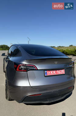 Внедорожник / Кроссовер Tesla Model Y 2024 в 