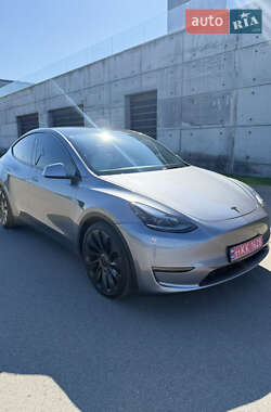 Внедорожник / Кроссовер Tesla Model Y 2024 в 