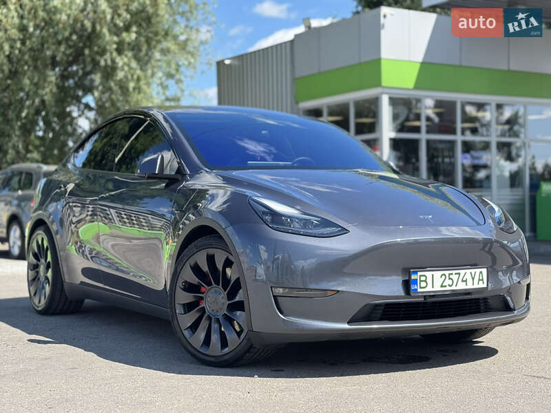 Внедорожник / Кроссовер Tesla Model Y 2022 в Лубнах
