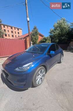 Внедорожник / Кроссовер Tesla Model Y 2021 в 