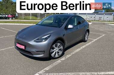 Внедорожник / Кроссовер Tesla Model Y 2023 в Киеве