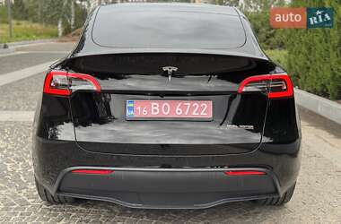 Внедорожник / Кроссовер Tesla Model Y 2024 в 