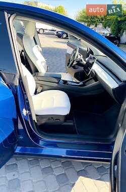 Внедорожник / Кроссовер Tesla Model Y 2020 в 