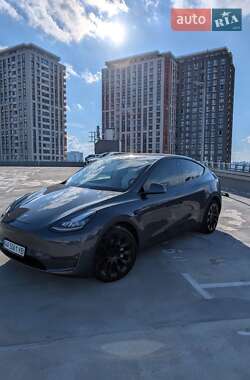 Внедорожник / Кроссовер Tesla Model Y 2022 в 