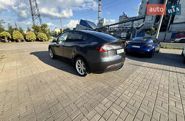 Внедорожник / Кроссовер Tesla Model Y 2024 в 