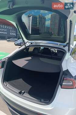 Внедорожник / Кроссовер Tesla Model Y 2023 в 