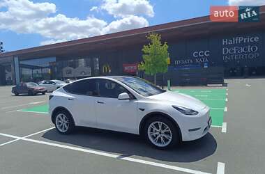 Позашляховик / Кросовер Tesla Model Y 2023 в Києві