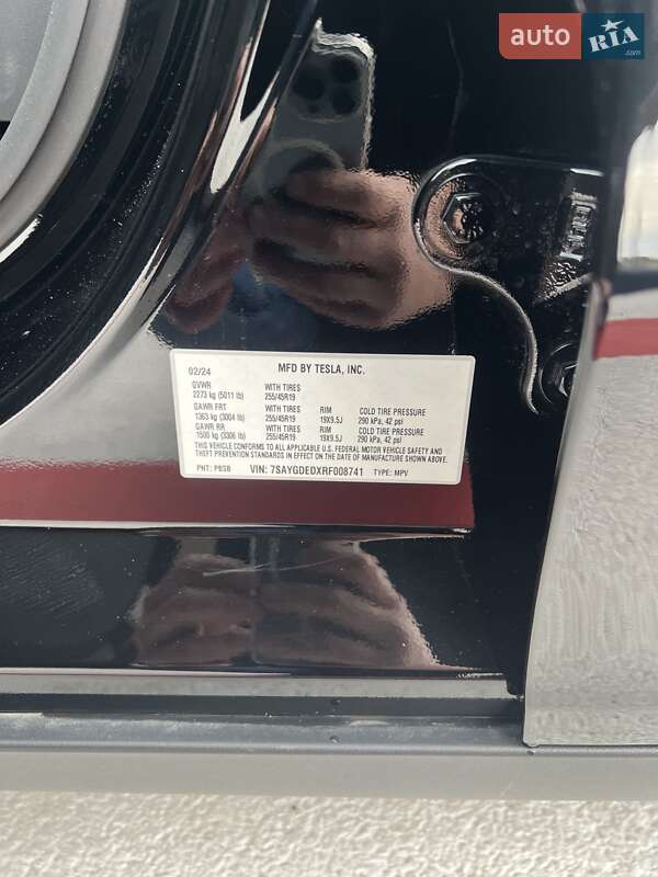 Внедорожник / Кроссовер Tesla Model Y 2024 в Киеве
