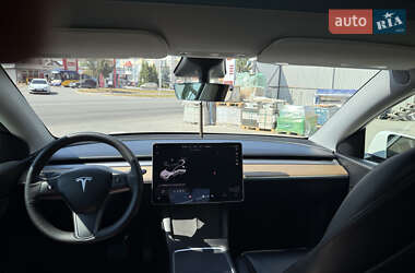 Внедорожник / Кроссовер Tesla Model Y 2021 в 