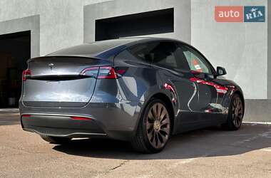 Позашляховик / Кросовер Tesla Model Y 2023 в 