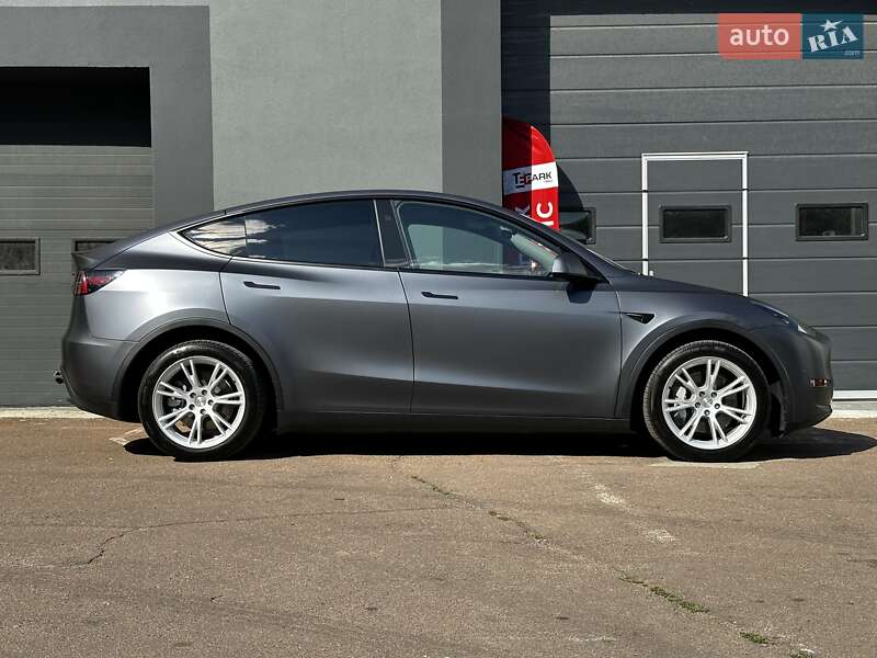 Позашляховик / Кросовер Tesla Model Y 2023 в Києві