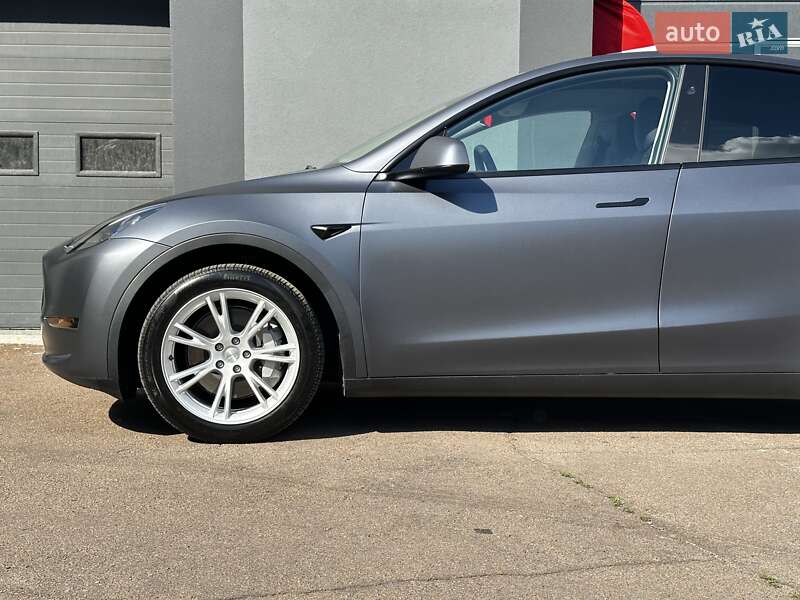Позашляховик / Кросовер Tesla Model Y 2023 в Києві