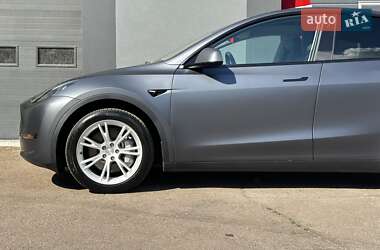Внедорожник / Кроссовер Tesla Model Y 2023 в 
