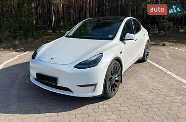 Внедорожник / Кроссовер Tesla Model Y 2023 в Львове