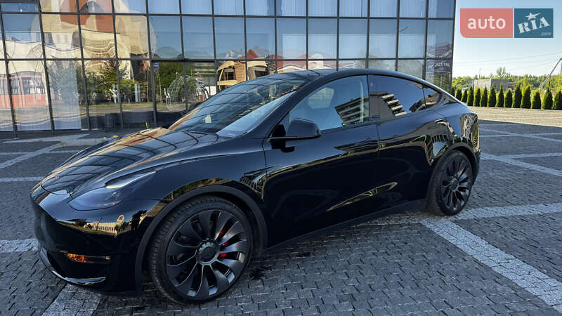 Внедорожник / Кроссовер Tesla Model Y 2021 в Хусте