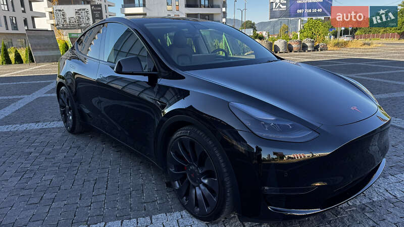 Внедорожник / Кроссовер Tesla Model Y 2021 в Хусте