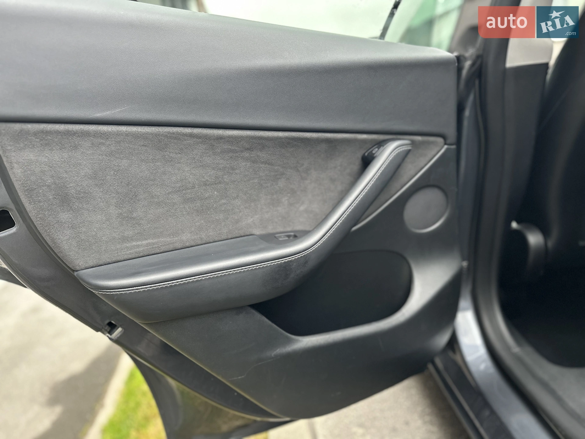 2022 Tesla Model Y - мініатюра 21