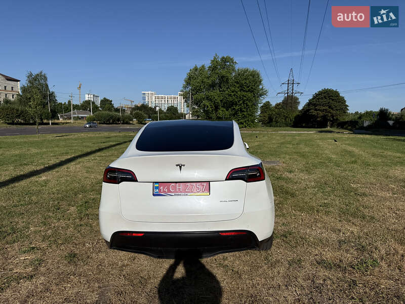 Внедорожник / Кроссовер Tesla Model Y 2021 в Львове