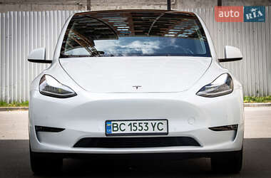 Позашляховик / Кросовер Tesla Model Y 2021 в 