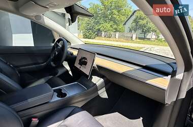Внедорожник / Кроссовер Tesla Model Y 2022 в 