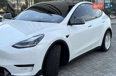 Внедорожник / Кроссовер Tesla Model Y 2022 в 