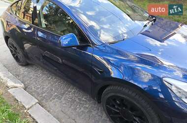 Внедорожник / Кроссовер Tesla Model Y 2021 в 