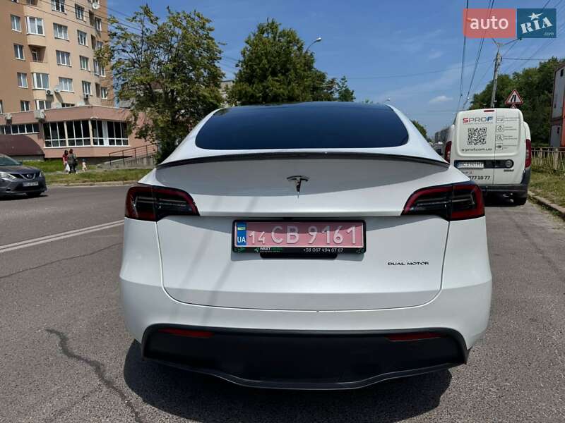 Позашляховик / Кросовер Tesla Model Y 2023 в Львові