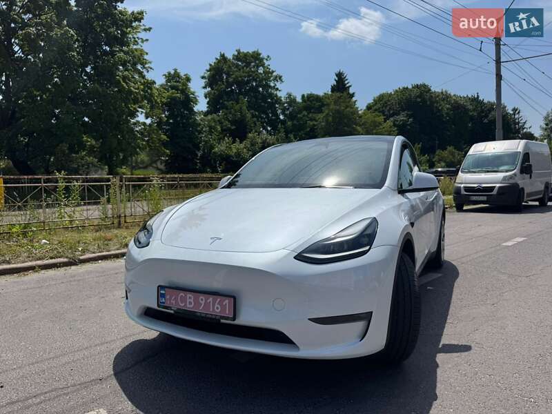 Позашляховик / Кросовер Tesla Model Y 2023 в Львові