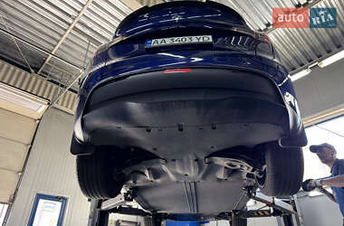 Внедорожник / Кроссовер Tesla Model Y 2020 в 