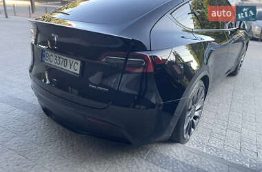 Внедорожник / Кроссовер Tesla Model Y 2021 в 