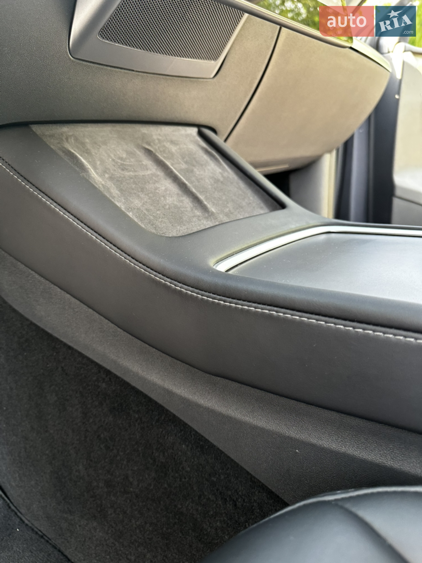 2022 Tesla Model Y - мініатюра 38