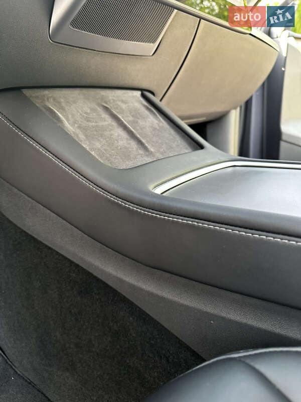 Внедорожник / Кроссовер Tesla Model Y 2022 в Виннице