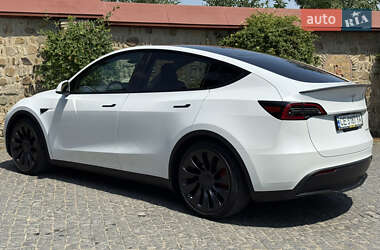 Внедорожник / Кроссовер Tesla Model Y 2023 в 