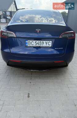 Внедорожник / Кроссовер Tesla Model Y 2021 в 