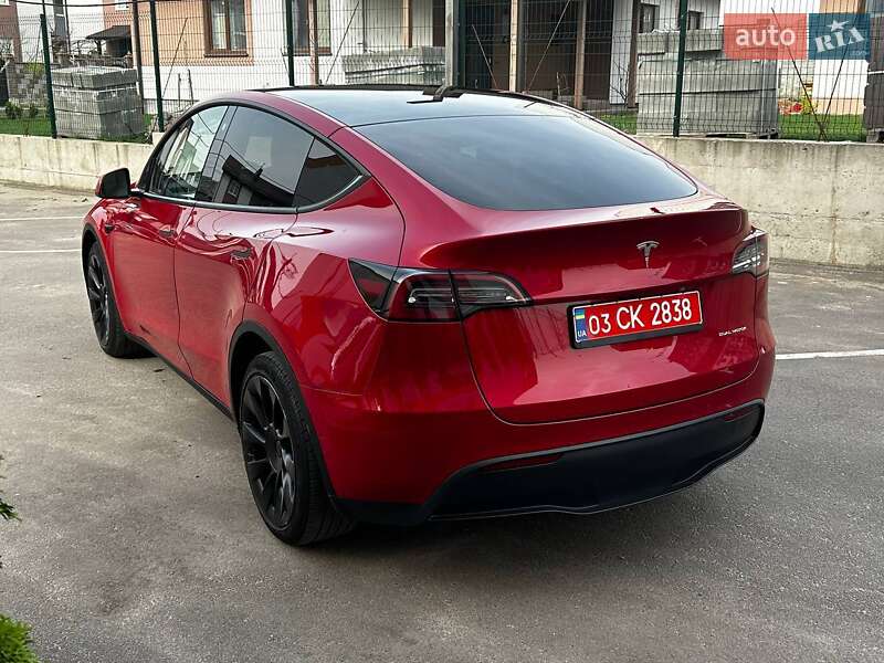 Позашляховик / Кросовер Tesla Model Y 2021 в Львові