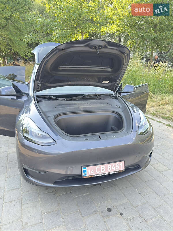 Позашляховик / Кросовер Tesla Model Y 2023 в Львові