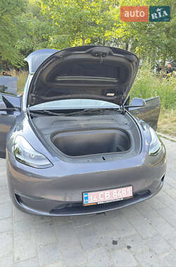 Внедорожник / Кроссовер Tesla Model Y 2023 в 
