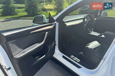 Позашляховик / Кросовер Tesla Model Y 2022 в 