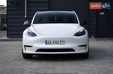 Внедорожник / Кроссовер Tesla Model Y 2024 в 
