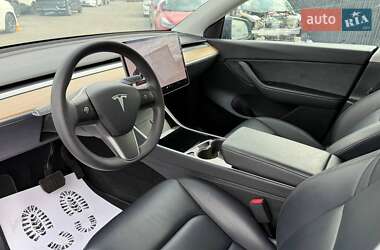 Внедорожник / Кроссовер Tesla Model Y 2021 в 