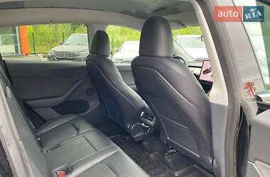 Позашляховик / Кросовер Tesla Model Y 2023 в 