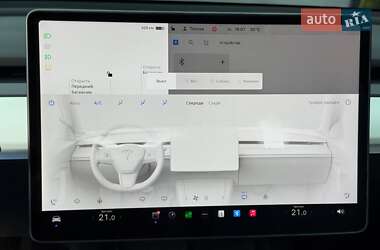 Позашляховик / Кросовер Tesla Model Y 2022 в 