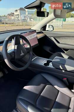Внедорожник / Кроссовер Tesla Model Y 2022 в 